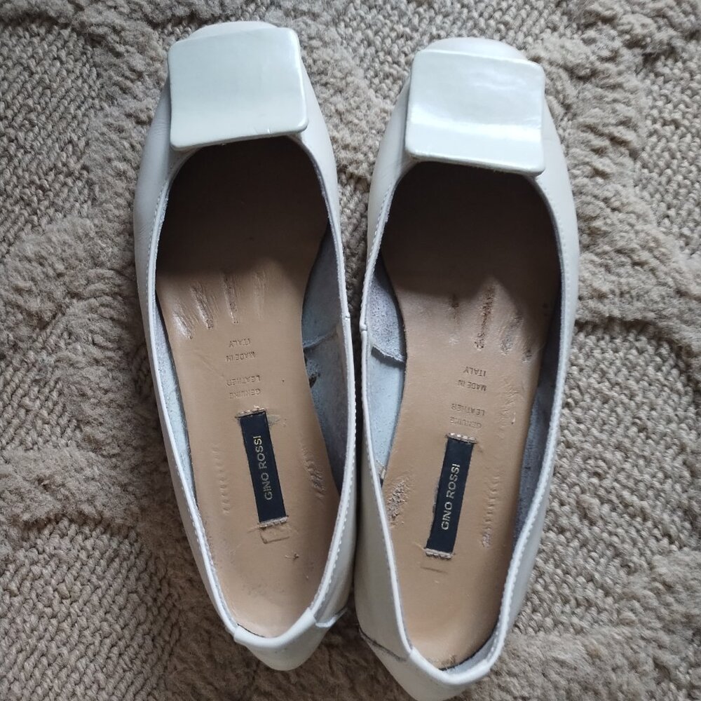 Gino Rossi Leather flats